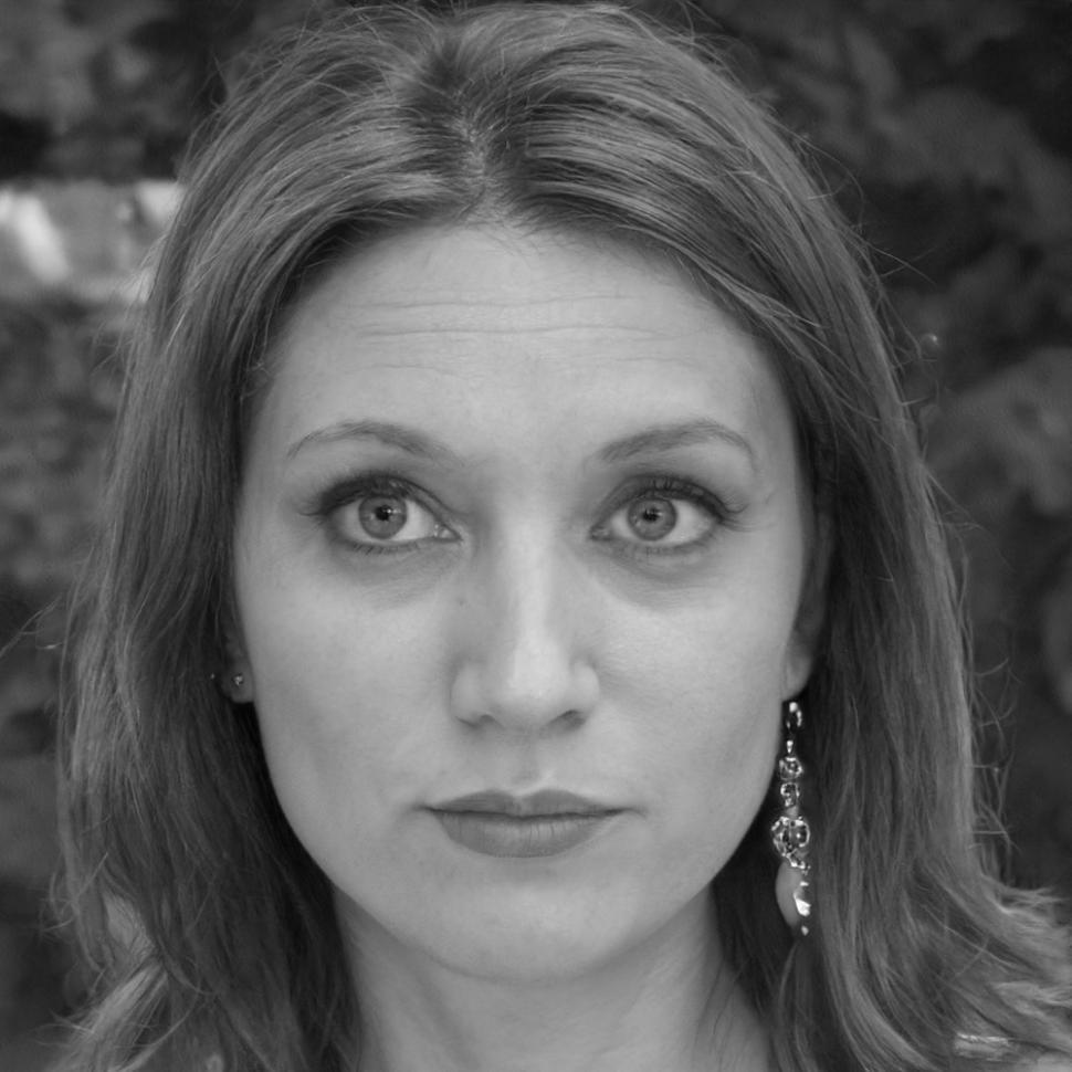 Portrait de Léonie Dufresne, consultante en finances RH